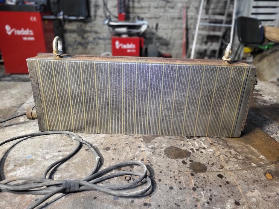 Imadło magnesowe , stół magnetyczny magnesowy