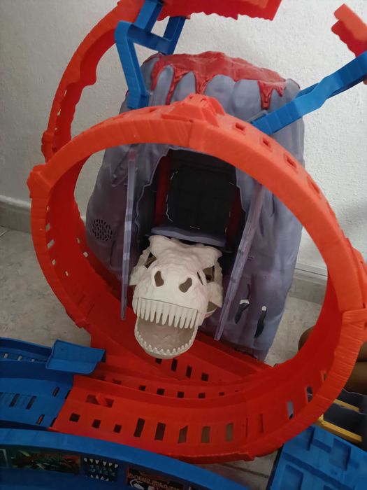 Pista hotwheels Monster truck