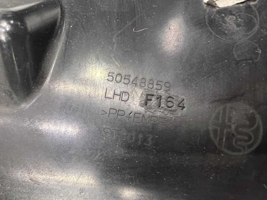 Alfa Romeo stelvio nadkole Lewe przod Oryginal