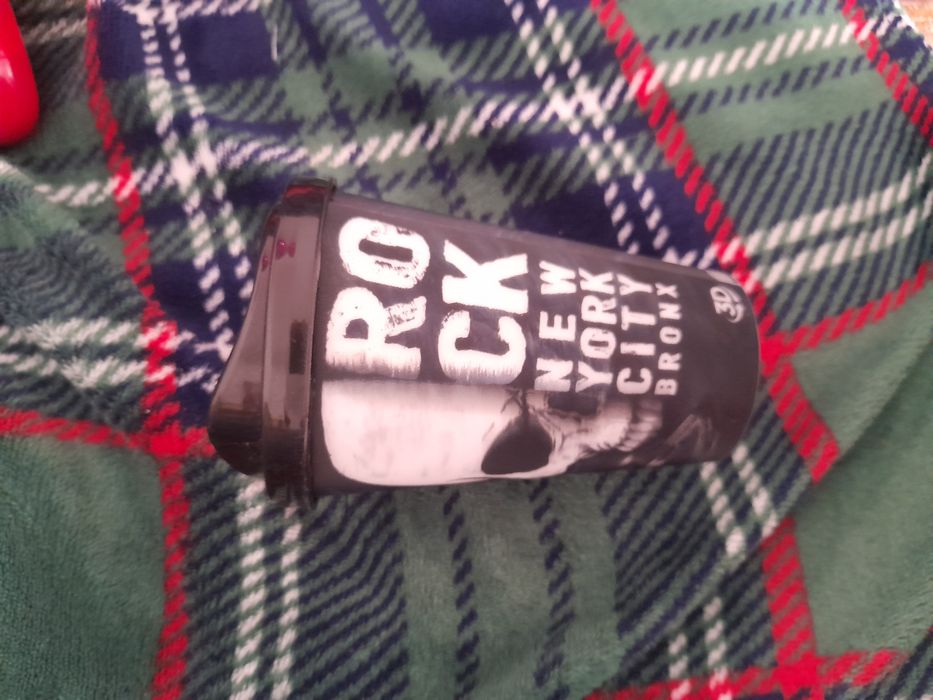 Copo 3D  em bom estado