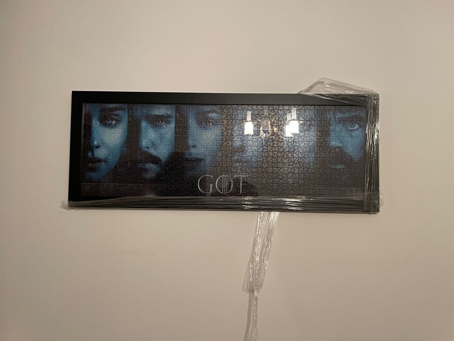 Puzzle montado e emoldurado de GOT