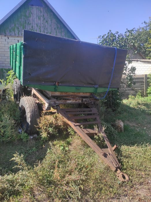 Продам тракторный прицеп 2ПТС-4