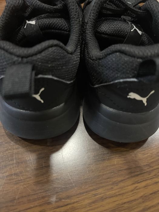 Sapatilhas Puma pretas