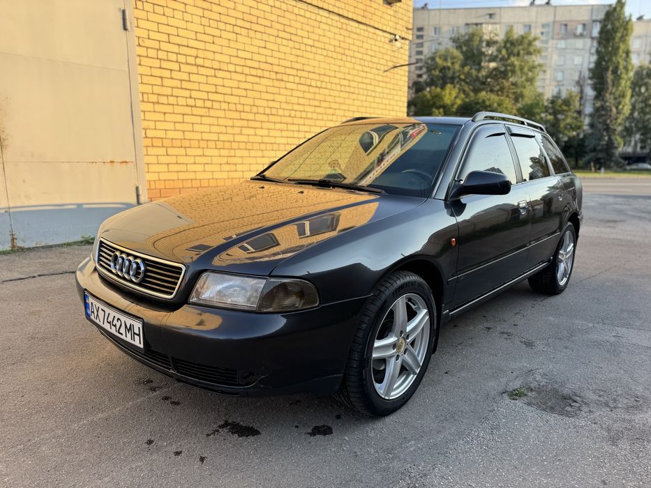 Продам Audi A4 B5 1998 года с ГБО
