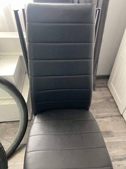 Krzesła czarne domowe