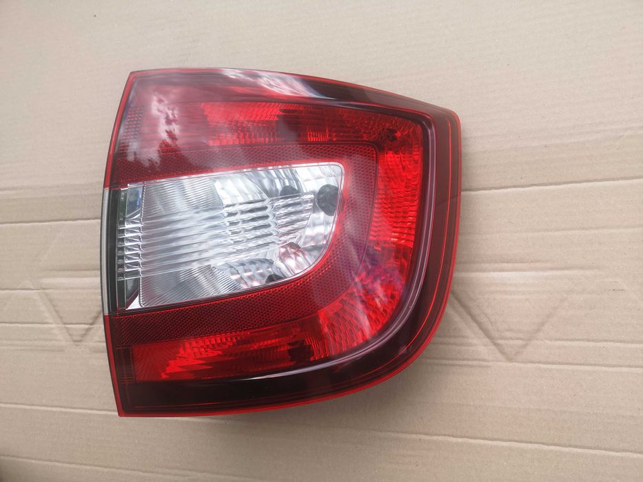 Ліхтар Фонарь Стоп Skoda Rapid  Шкода Рапід Рапид