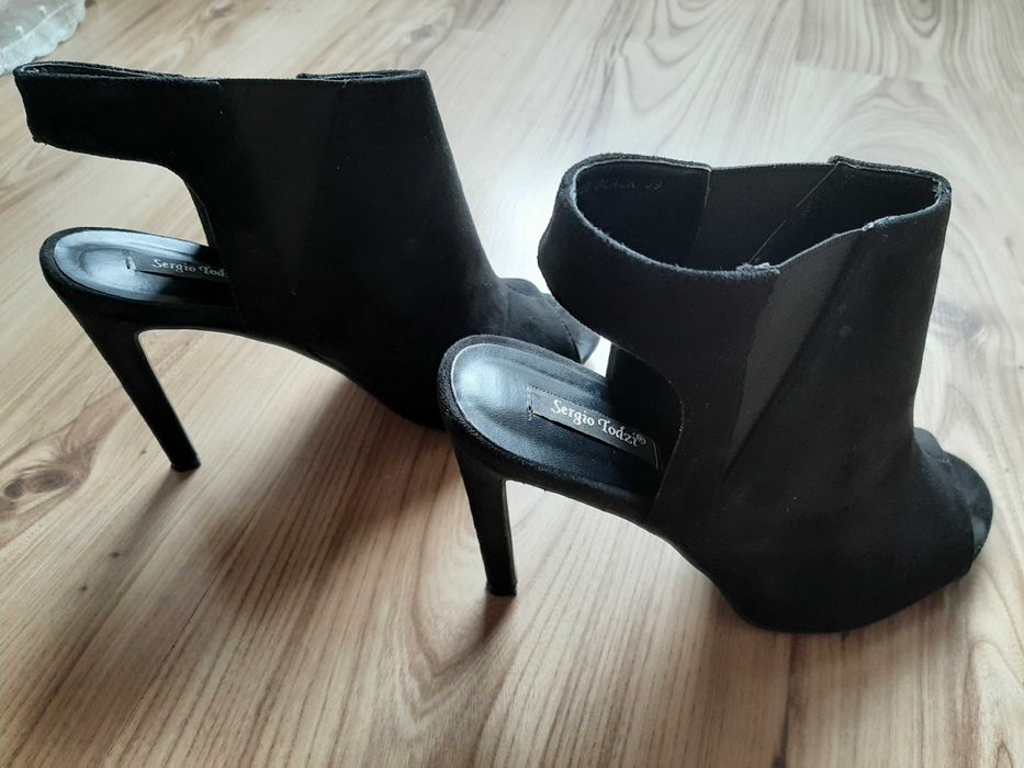 Buty damskie szpilki