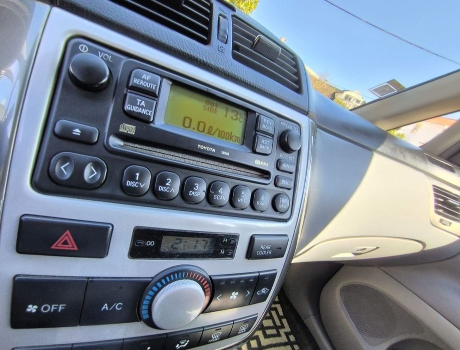 Toyota Avensis Verso