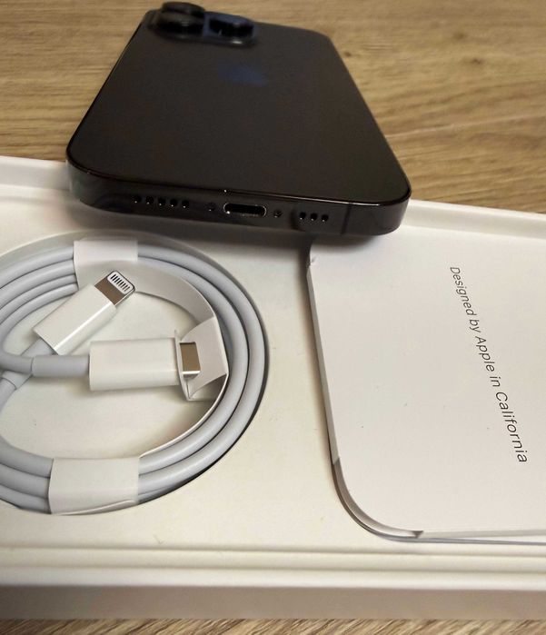 Apple iPhone 14 Pro Dual Sim z wbudowaną pamięcią 256GB z dodatkami