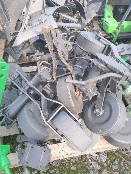 Плуг bomet 2-25 навісний, колесо опорне бомет стійка бомет корпус плуга леміш бомет