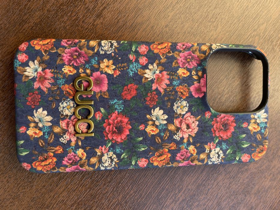 Защитный чехол GUCCI для iPhone 15 Pro Max