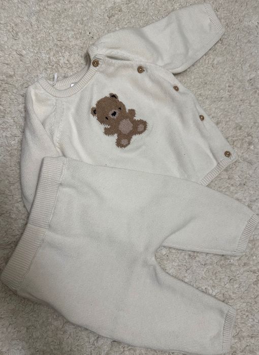 Костюмчик в ідеальному стані