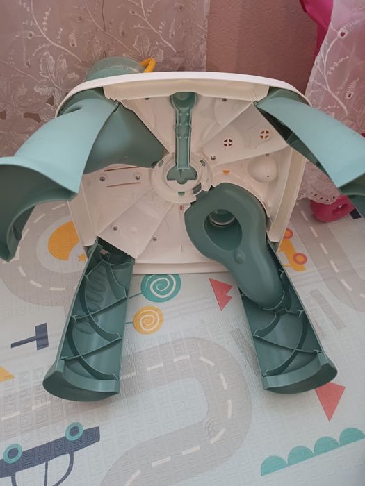 Ігровий стіл розвиваючій,бізі стіл