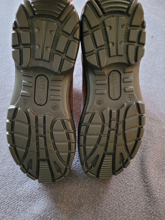 Buty robocze roz.45 skórzane bardzo wytrzymale