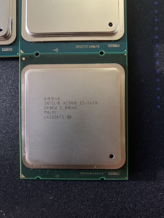 Bundle Processadores Xeon LG2011 + 192GB RAM DDR3L ECC