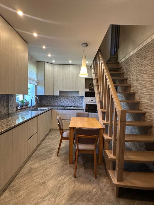 вул. Панорамна 11, оренда затишного будинку, 3 кімнати