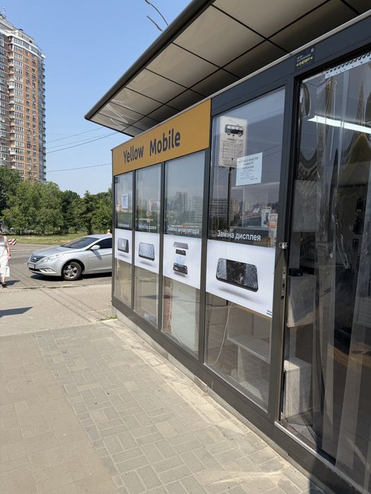 Готовий бізнес з ремонту телефонів та продажу аксесуарів | Працює багато років | 10 000 $