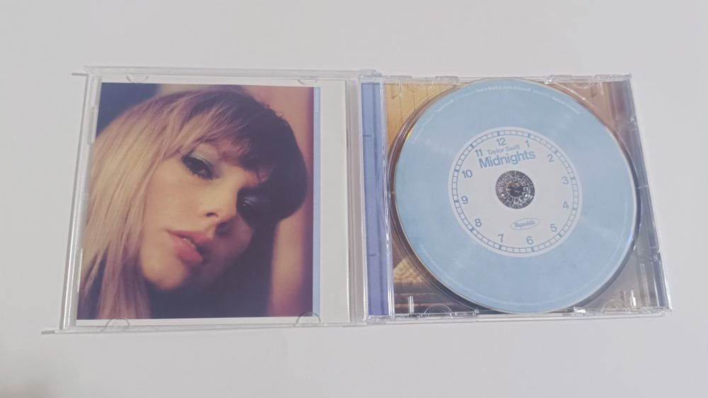 CD Taylor Swift original