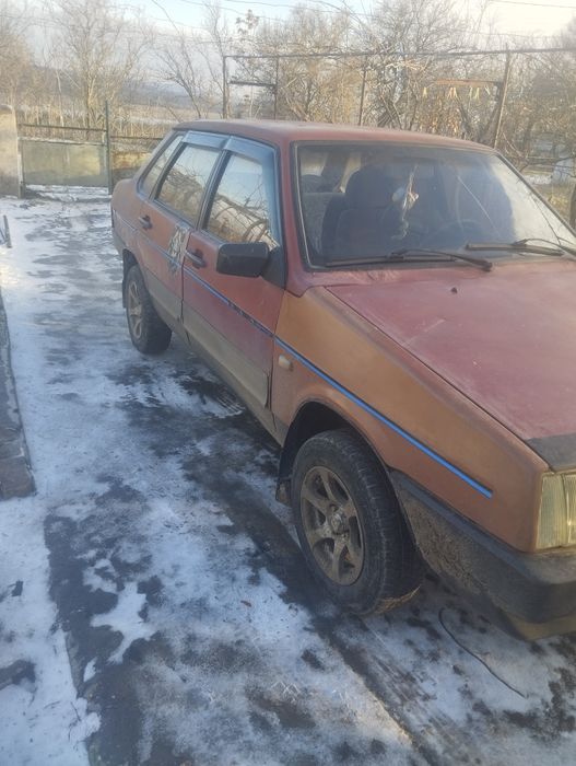 Продам авто по тп.псати в ватсап,вайбер.телефон дзвінки не приймає.