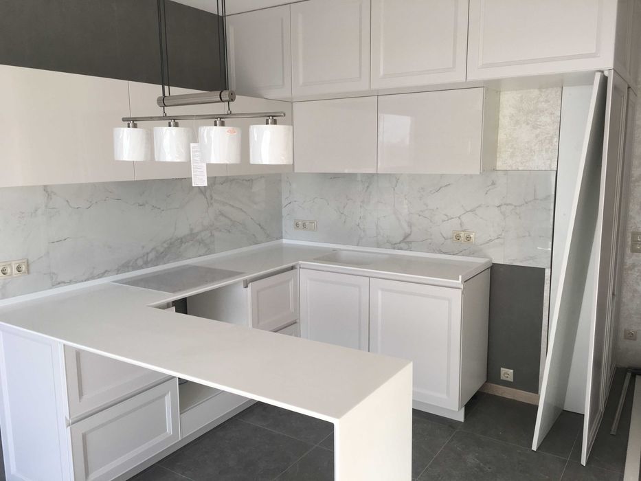 Столешница кварц, кварцит, кварцевый камень, стільниця кварц, кварцит