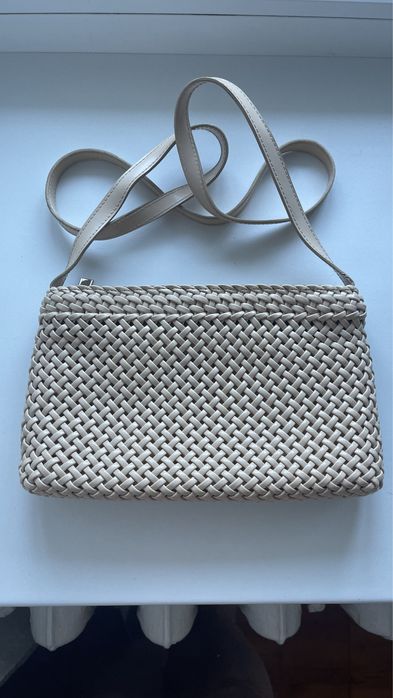 Сумка плетена в молочному  кольорі