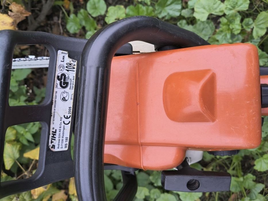 Бензопила STIHL MS 180 в гарному стані