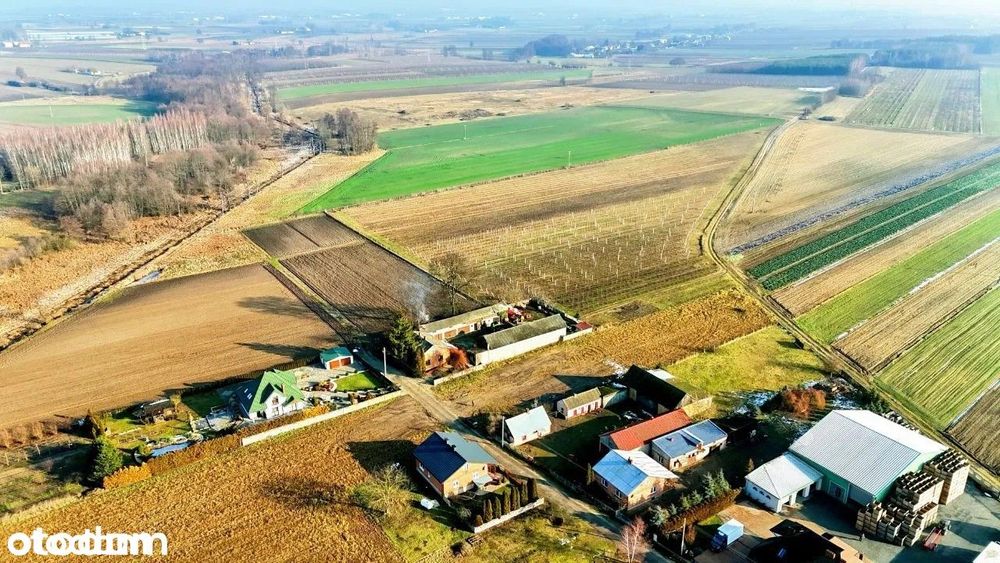 Działka budowlana z budynkami gospodarczymi | MPZP | 2351 m2
