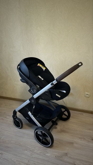 Коляска Cybex Balios S Lux 2025   3в1+ база