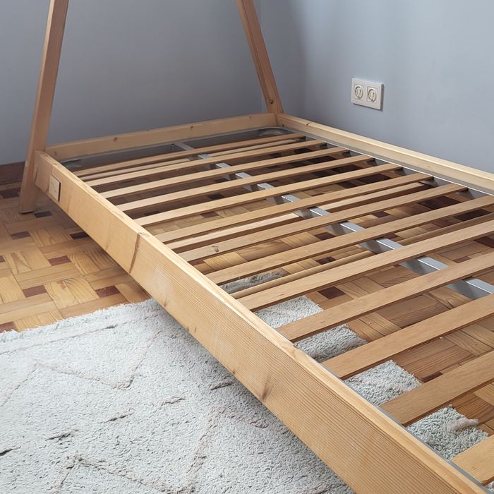 Cama criança  Montessori 90x2000 com estrado e colchão