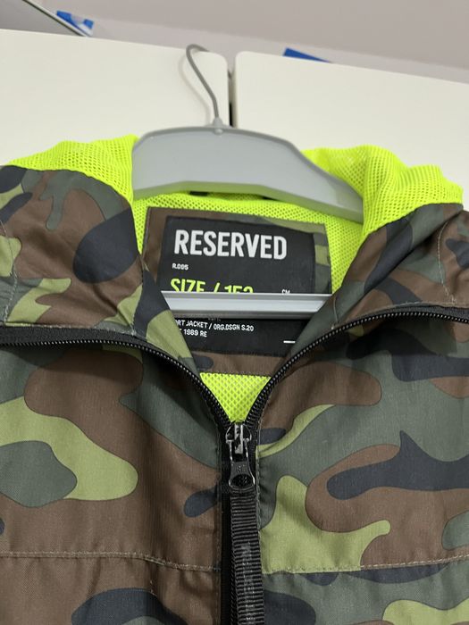 Kurtka lekka jesienna dla chlopca moro zielona reserved