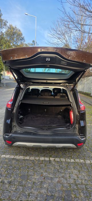 Renault Espace Initiale Paris 1.6