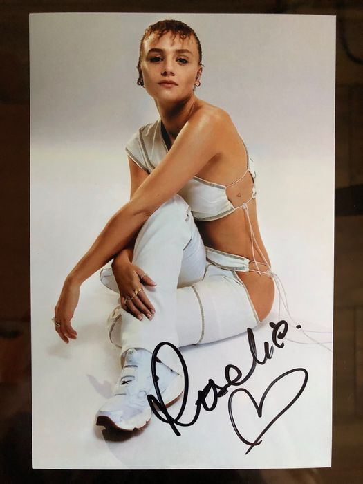 Rosalie. - Zdjęcie z autografem !