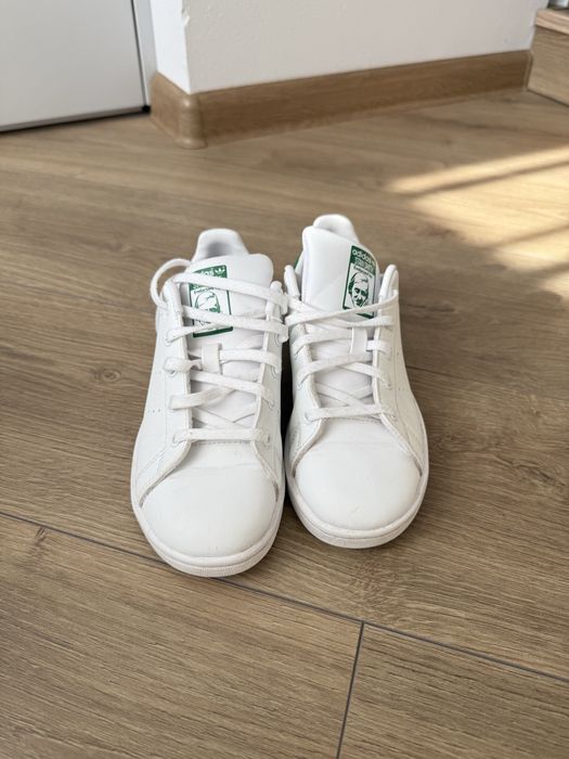Adidas кросівки 33 розмір
