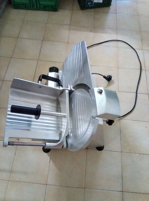 Fiambreira, curtadora carnes frias