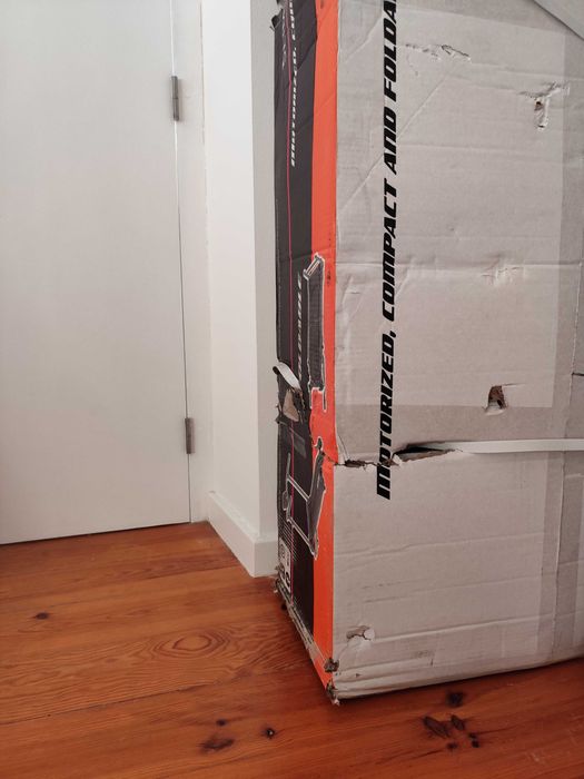 Passadeira nova e selada na caixa nunca usada