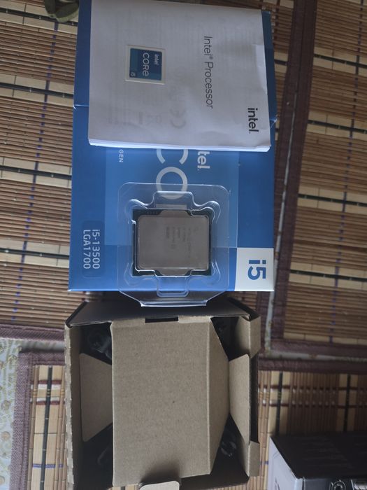 Intel Core i5 13500