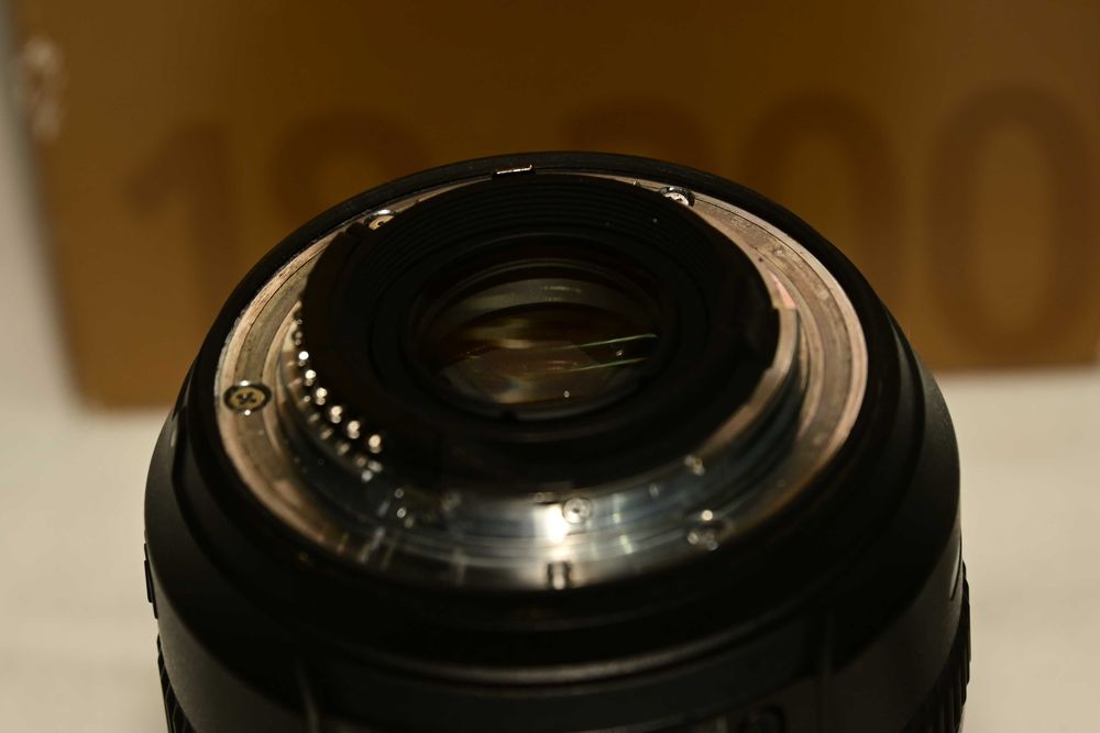 Nikon AF-S DX Nikkor 18-200mm f/3.5-5.6 G ED VR I64739847917186123