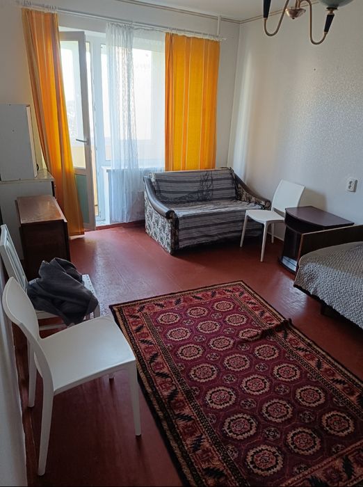 Здам 1 кімнатну квартиру на Садах 1