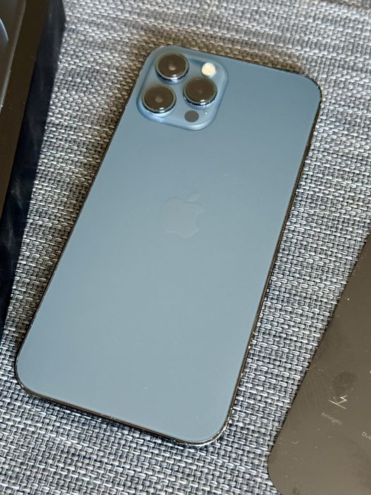 iPhone 12 Pro Max (Saúde da bateria 100%)