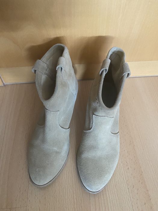 Botas diversas tamanho 38