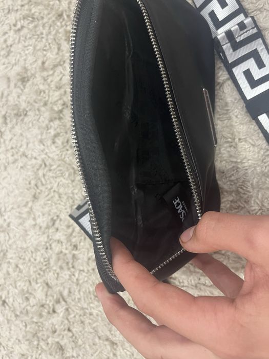 Продаю сумку Versace