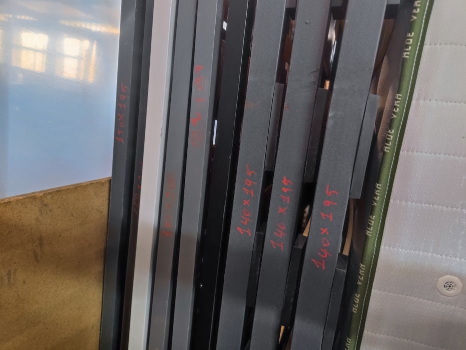 Estrados com ou sem patas