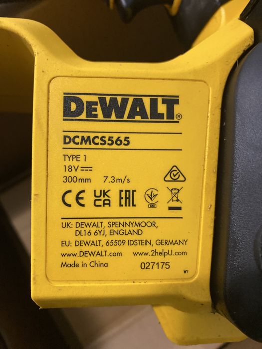 Piła łańcuchowa 30cm, 18V XR DeWalt DCMCS565N
