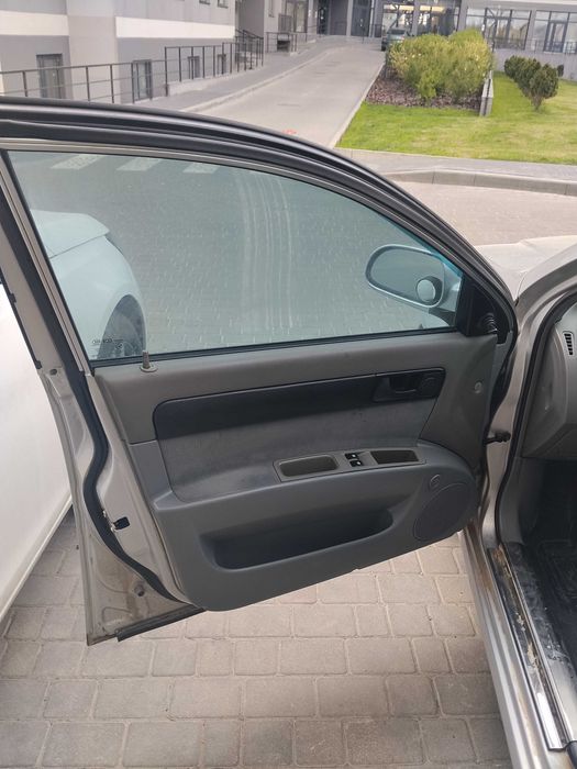 chevrolet lacetti 1.6 газ-бензин 4 покоління