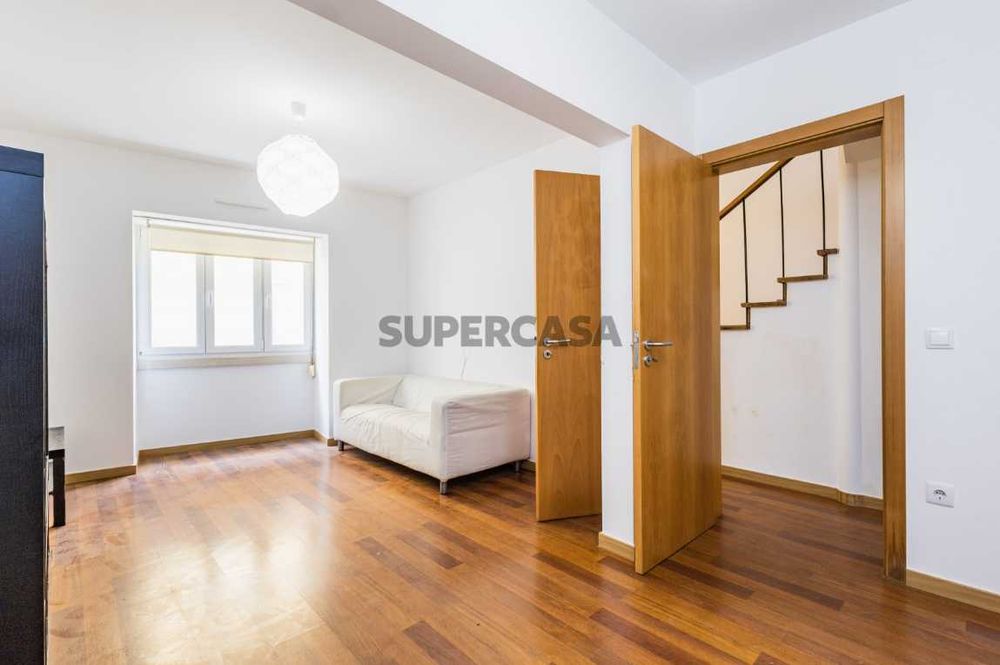 Quartos para Arrendar no Centro de Leiria - Apenas para JANEIRO 2026