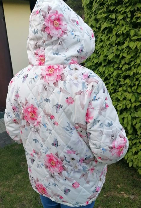 Elegancka, lekka kurtka wiosenno-jesienna