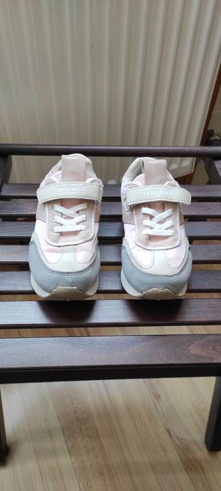 Buty sportowe Sprandi. Rozm. 31