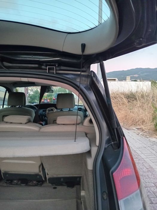 Carro megane Renault  2005