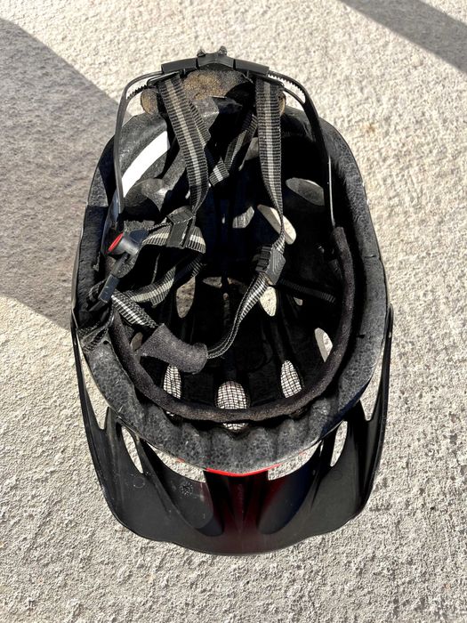 Kask rowerowy UVEX Magnum - 57-62 cm - BARDZO LEKKI (300g)