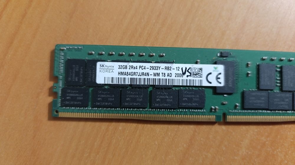 Оперативна пам'ять для серверів hynix REG 32 GB DDR4 2933 MHz